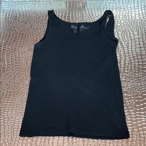 Top Black Tank